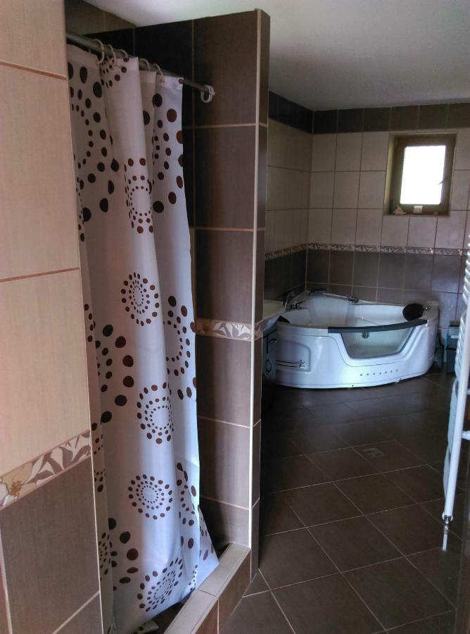 Apartman Pod Kalvariou - Rodinny Dom Banská Štiavnica Dış mekan fotoğraf